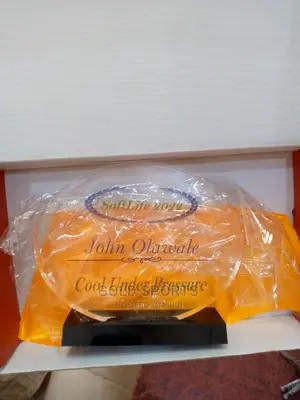 Quality Acrylic Award Z12