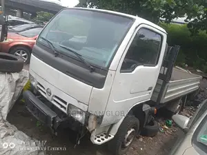 Nissan Cabstar Pickup 4 Tyres Diesel (Foreign Used)