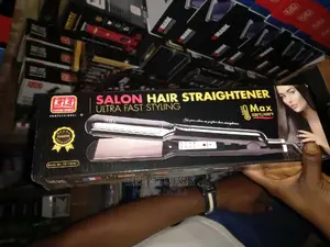 Kiki Hair Straightener