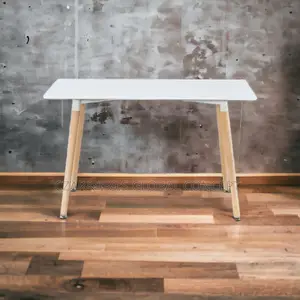 High. Quality Wooden Table