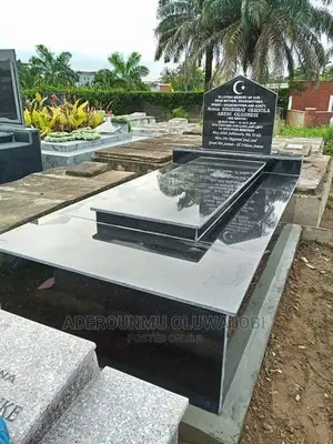 Grave Mable Fixing