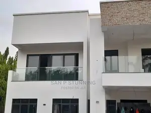 Excellent Frameless Glass Design for Your Buildings Nd Space