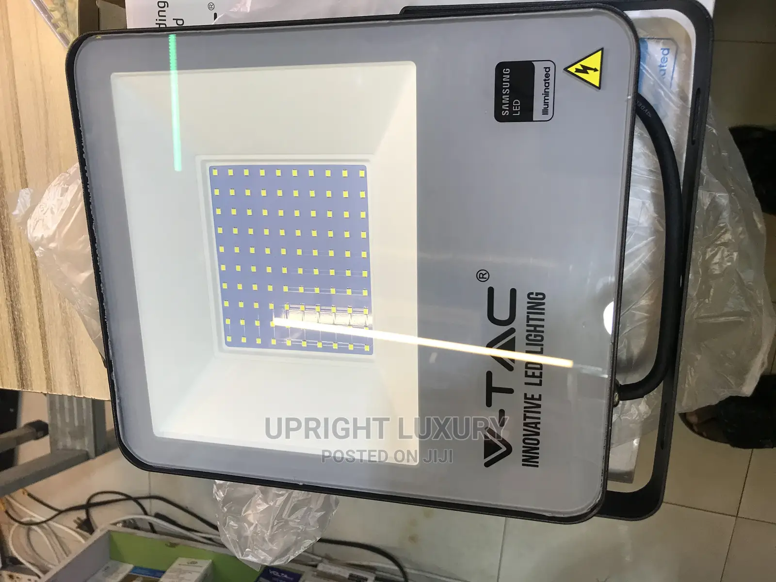 100watts LED Vtac Floodlights