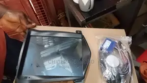 Vela Cruze Android Stereo System With Reverse Camera