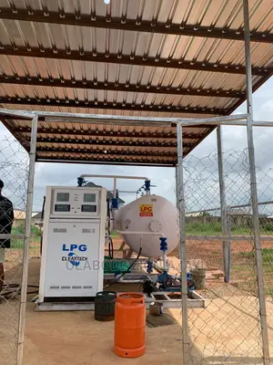 Construction Of 5tons Lpg (2.5tons ×2 ) Foreign Dispenser