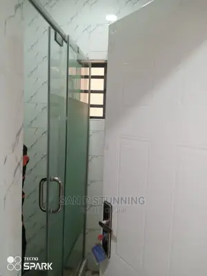 Lovely Well Designed Shower Cubicle With Slide Door Fix