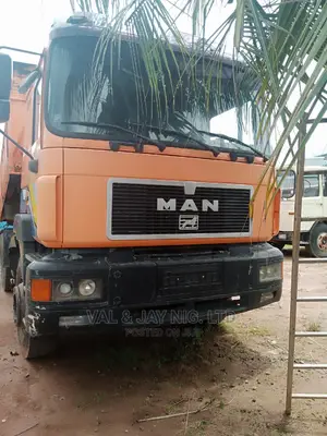 10 Tyres Man DIESEL Tipper (30 Tons)