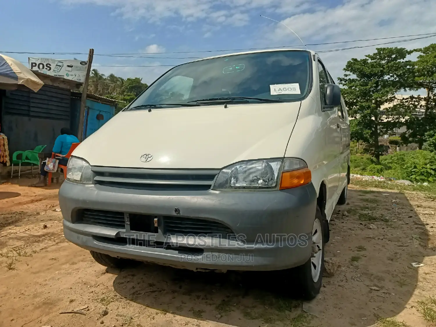 Toyota HiAce 2004 White