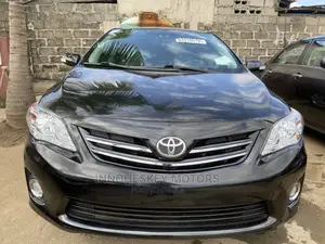 Toyota Corolla 2012 Black