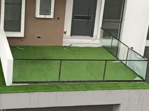 Framless Handrail With 10mm Glass