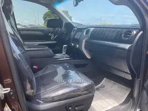 Toyota Tundra 2018 Brown