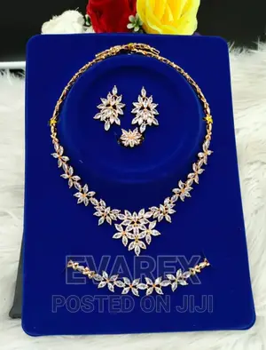 Non Tarnish Zirconia Gold Wedding Set of Jewelry