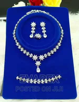 Non Tarnish Zirconia Silver Wedding Jewelry Set