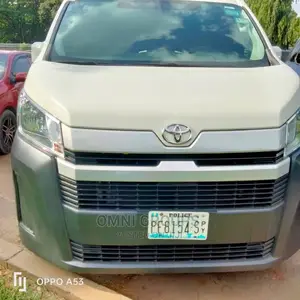 Hiace Bus for Hire