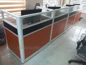 Straight by 4 Work Station