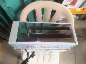 Four Face Pop Up Toaster Machine
