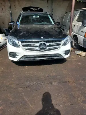 Mercedes-Benz Bumpers-Headlights Replacement