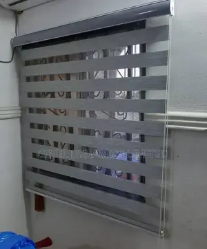 High Quality Window Blinds (Free Delivery)