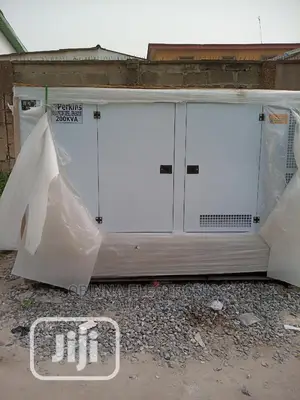 Brand New Perkins 200kva Soundproof DIESEL Lister Generator
