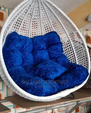 Quality Hanging Swing Chair Indoor/ Outdoor
