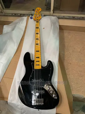 Good Squier by Fender Active Five String Jazz Guitar