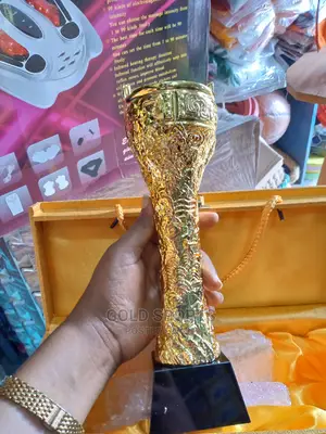 Trophy Award A12