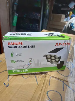 Solar Sensor Light With Remote