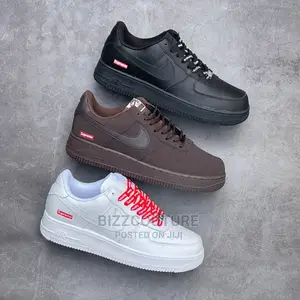 Original NIKE SUPREME Sneakers Available in Store