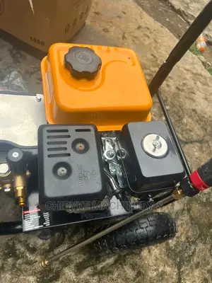 Big Pressure Washing Machine With Big 4corner Pressure Pump