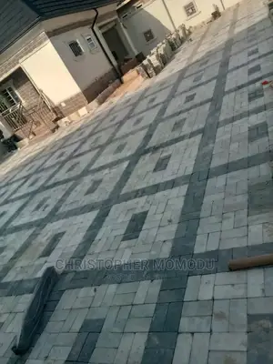 Interlocking Paving Stones(Vibrated)