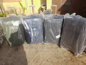 XXXL Topnotch Quality Traveling Bags Set