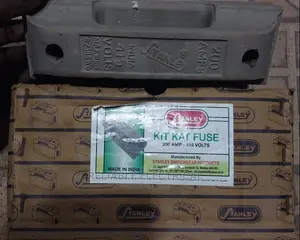 200amps Stanley Fuse and Base