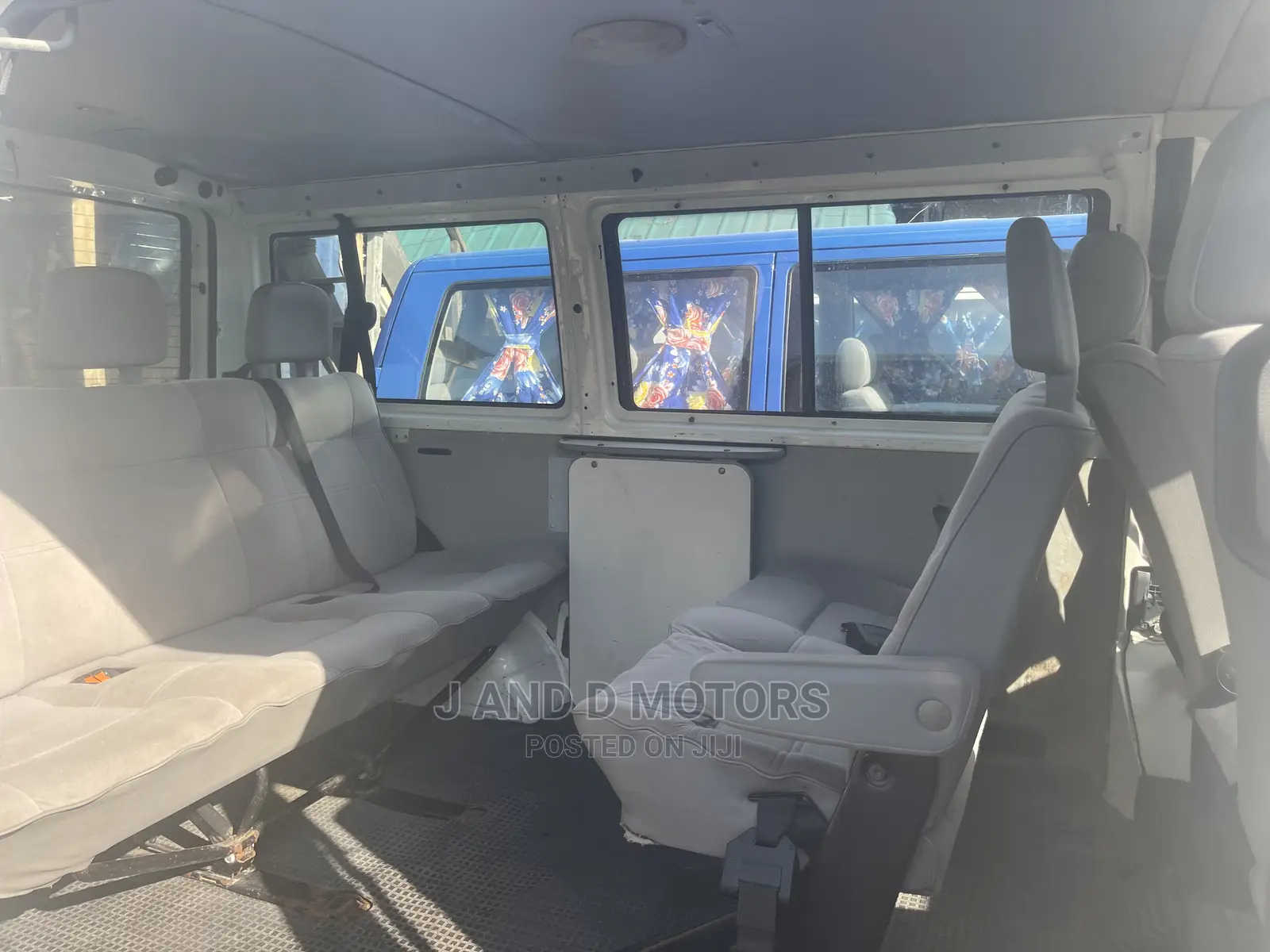 Volkswagen Transporter 2000 White