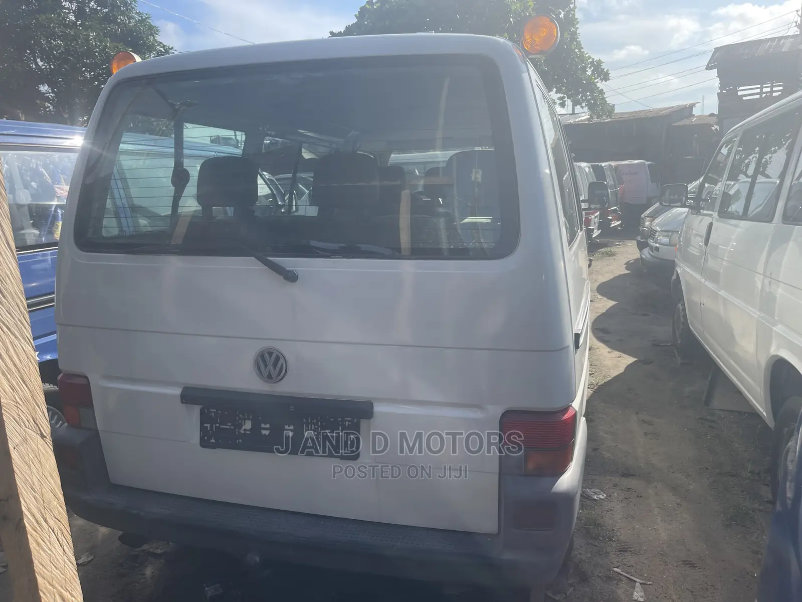 Volkswagen Transporter 2000 White