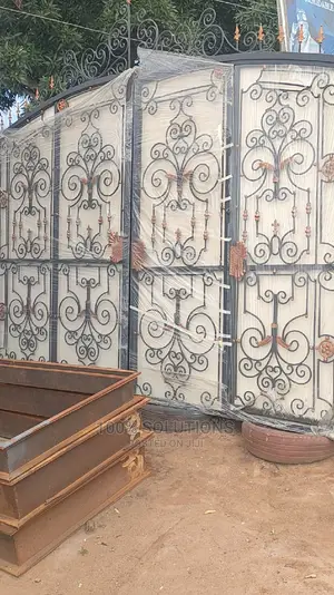Foreign Standard Square Iron Gate/Strong Plate for Sale.