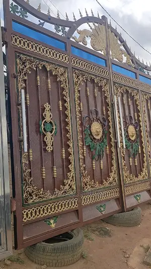 Standard Royal Gate Design for the Best of Your Home