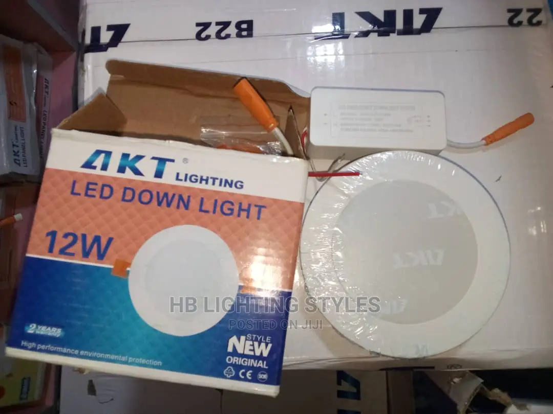 Akt 12 Watts Rechargeable Spotlight
