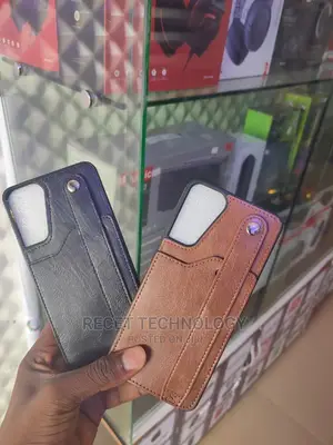 Samsung S21 Plus Leather Pouch