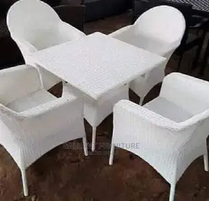 Rattan Outdoor Table and Chairs 4 Seaters