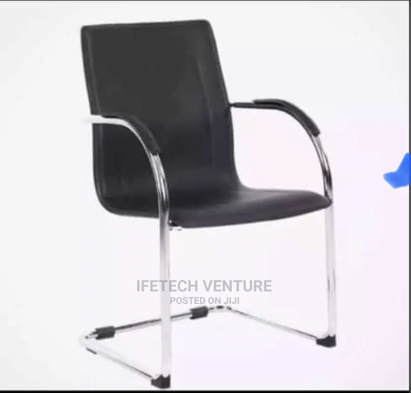 Sleek Cair