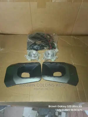 Fog Lights and Covers Hilux 2020-2023