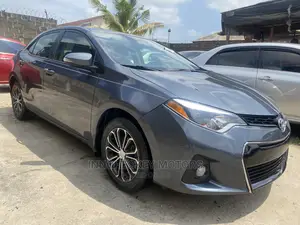 Toyota Corolla 2015 Gray