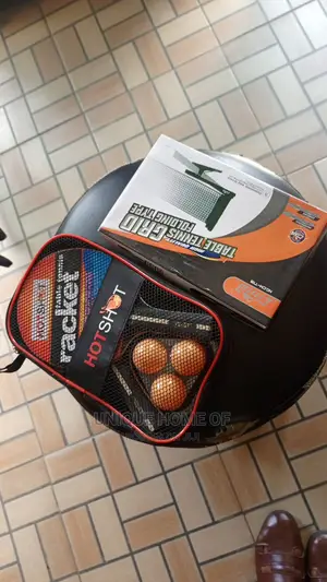 Bats and Net, 3 Balls
