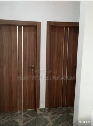 New Design of Wooden Door