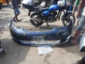 Front Bumper Toyota Sienna 2005/2006