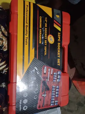 Professional 1⁄2" Dr Socket Set 32pcs