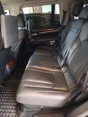 Lexus LX 570 (5 seats) AWD 2021 Black