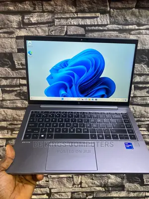 Laptop HP ZBook Firefly G8 16GB Intel Core I7 SSD 256GB
