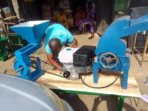 Hammer Miller Crusher Grinding Machine With GX390 Engine
