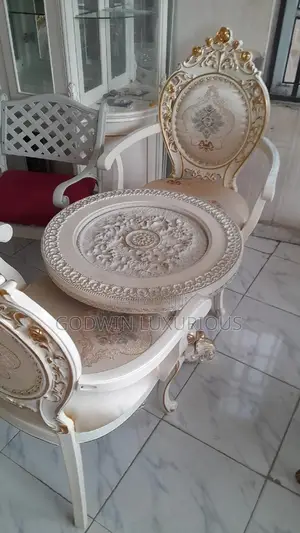 Royal Chairs